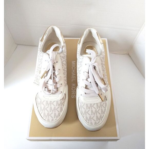 New! MICHAEL KORS Women's MK Logo Monique Trainer Platform Sneakers Shoes Cream - Picture 5 of 9